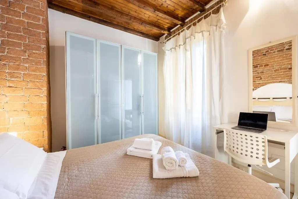 Colonne'S Nest - Cozy And Silent With Ac Lägenhet Milano